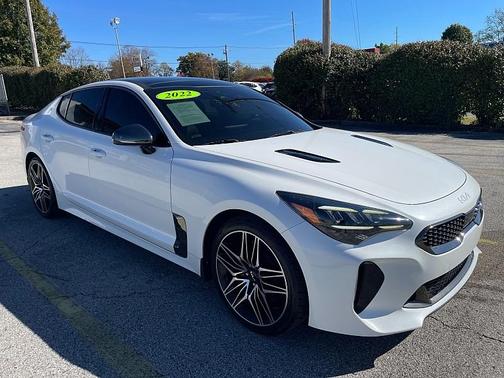 2022 Kia Stinger GT1