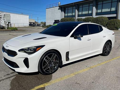 2022 Kia Stinger GT1