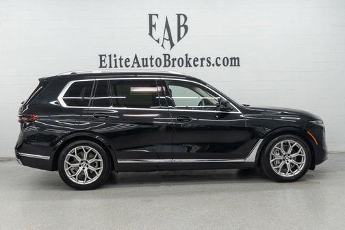 2025 BMW X7 xDrive40i