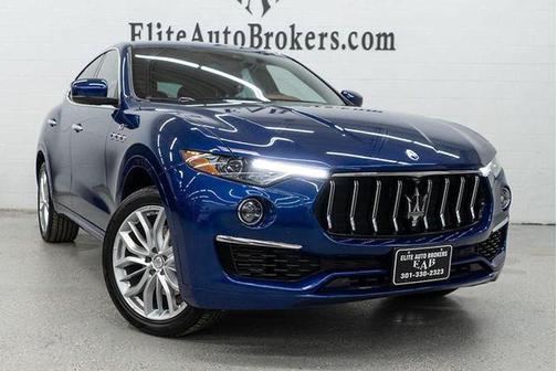 Blu Emozione Metallic 2022 Maserati Levante GT