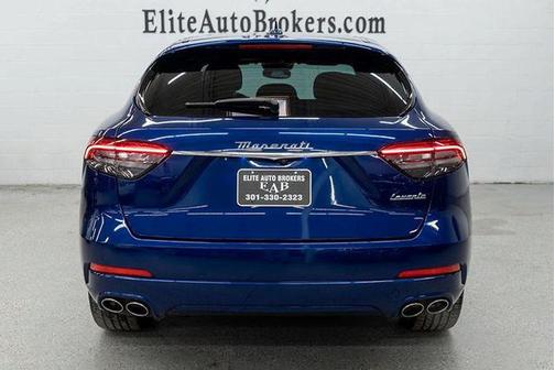 Blu Emozione Metallic 2022 Maserati Levante GT