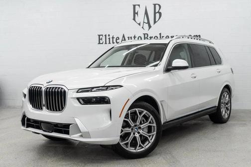 2025 BMW X7 xDrive40i