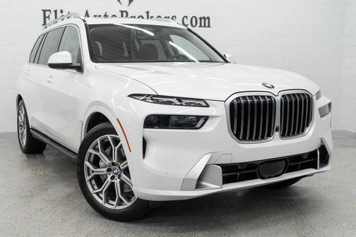 2025 BMW X7 xDrive40i