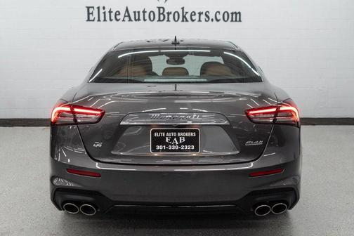 2022 Maserati Ghibli Modena Q4