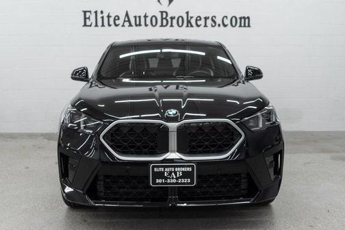 Black Sapphire Metallic 2025 BMW X2 xDrive28i
