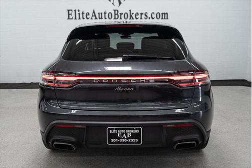 2023 Porsche Macan Base