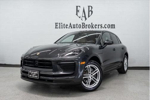 2023 Porsche Macan Base