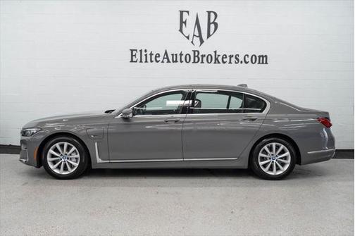 2022 BMW 745e xDrive
