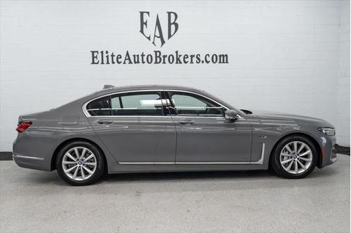 2022 BMW 745e xDrive