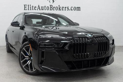Black Sapphire Metallic 2023 BMW 760 i xDrive