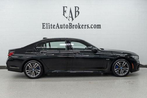 2022 BMW 745e xDrive