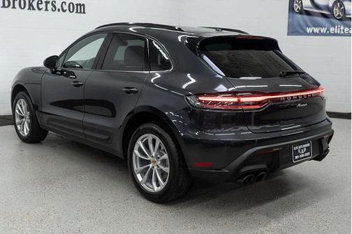 2024 Porsche Macan Base