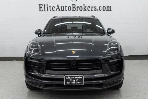 2024 Porsche Macan Base
