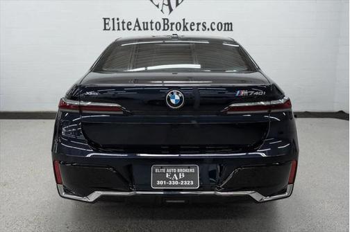 2024 BMW 740 i xDrive