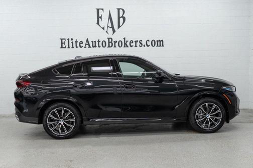 Black Sapphire Metallic 2025 BMW X6 xDrive40i