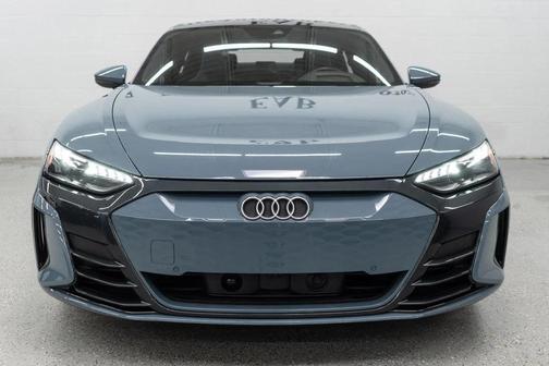 2023 Audi e-tron GT Prestige quattro