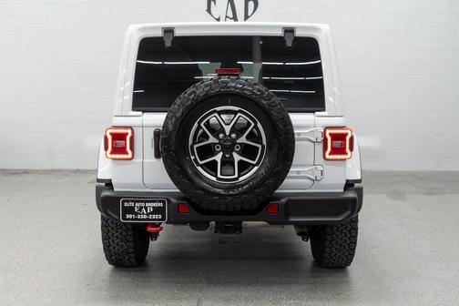 Bright White Clearcoat 2026 Jeep Wrangler Rubicon