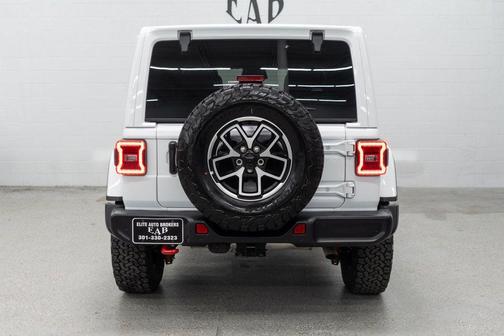 Bright White Clearcoat 2026 Jeep Wrangler Rubicon