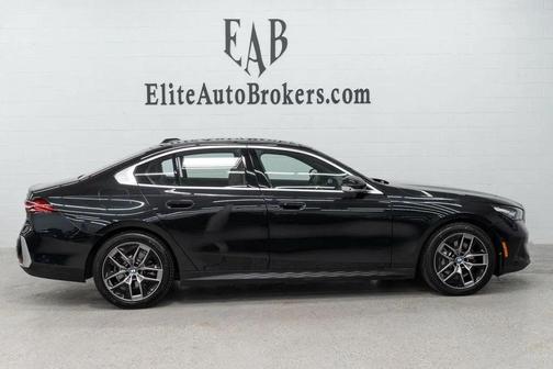 Black Sapphire Metallic 2026 BMW 530 xDrive