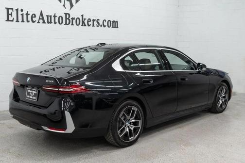 Black Sapphire Metallic 2026 BMW 530 xDrive