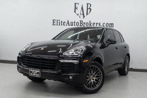 2017 Porsche Cayenne Platinum Edition