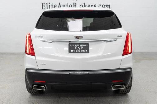 Crystal White Tricoat 2017 Cadillac XT5 Luxury