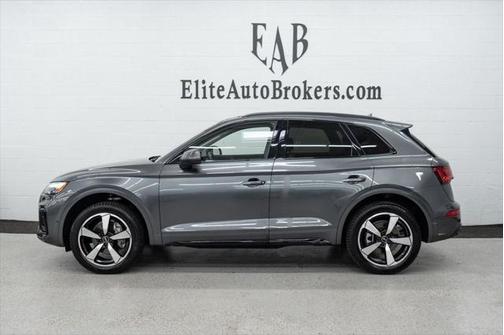 2022 Audi Q5 45 S line Prestige