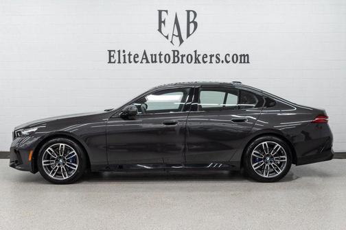 2025 BMW 530 i xDrive