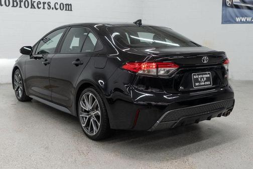 Black Sand Pearl 2021 Toyota Corolla SE