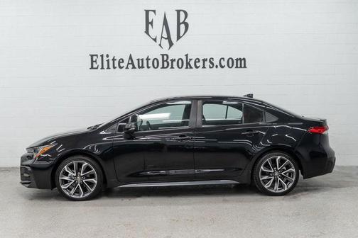 Black Sand Pearl 2021 Toyota Corolla SE