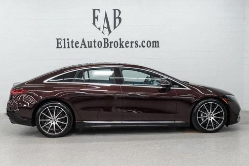 MANUFAKTUR Signature Rubellite Red Metallic 2024 Mercedes-Benz EQS 580 4MATIC