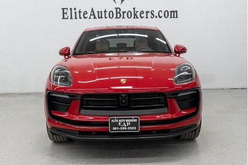 2024 Porsche Macan Base