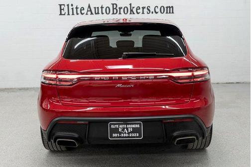 2024 Porsche Macan Base