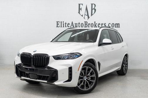 Mineral White Metallic 2025 BMW X5 xDrive40i