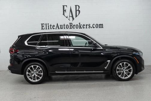 Black Sapphire Metallic 2026 BMW X5 xDrive40i
