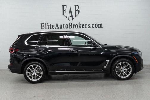 Black Sapphire Metallic 2026 BMW X5 xDrive40i