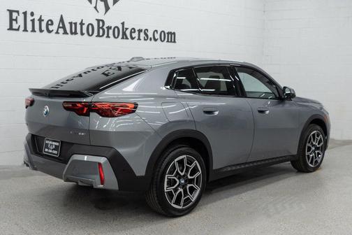 Skyscraper Grey Metallic 2026 BMW X2 xDrive28i