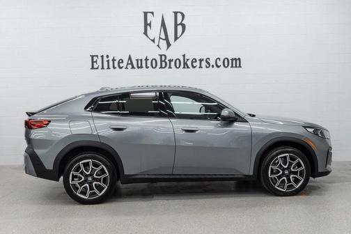 Skyscraper Grey Metallic 2026 BMW X2 xDrive28i