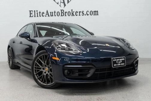 2023 Porsche Panamera 4 Platinum Edition
