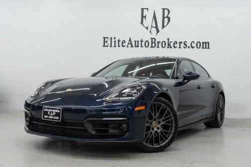 2023 Porsche Panamera 4 Platinum Edition