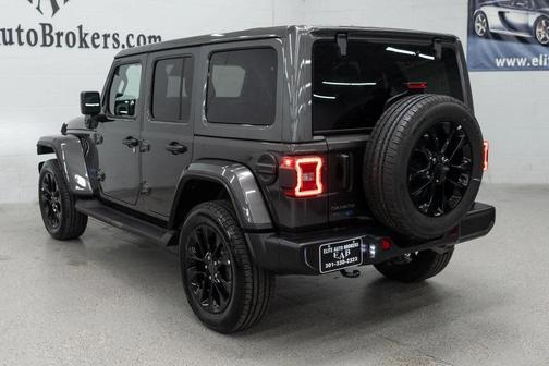 Granite Crystal Metallic Clearcoat 2025 Jeep Wrangler 4xe Sahara