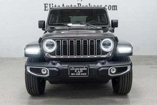 Granite Crystal Metallic Clearcoat 2025 Jeep Wrangler 4xe Sahara