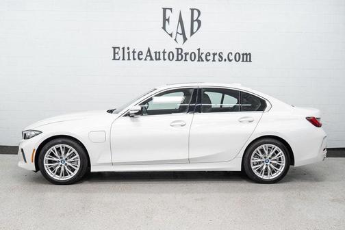2024 BMW 330e Base