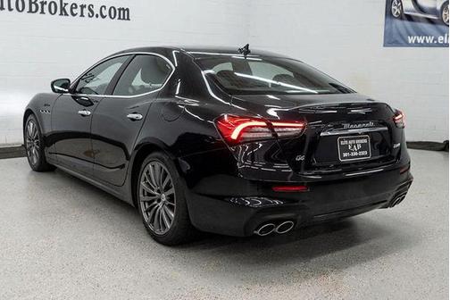 2022 Maserati Ghibli Modena Q4