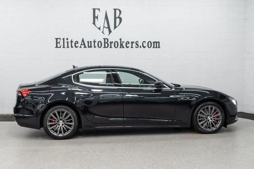 2022 Maserati Ghibli Modena Q4