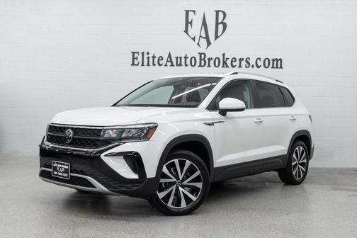 Pure White 2023 Volkswagen Taos 1.5T SE