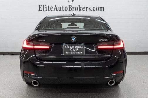 2025 BMW 330 i xDrive
