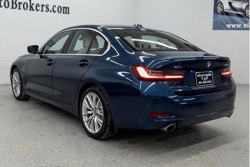 2023 BMW 330e xDrive