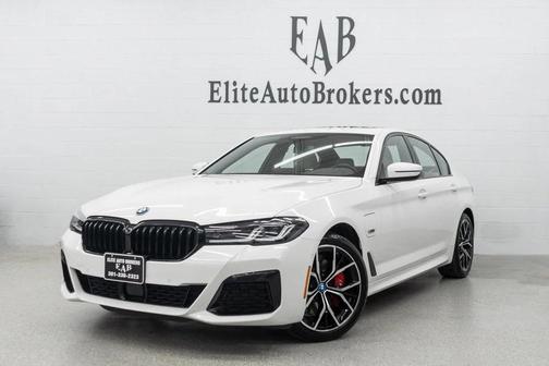 Alpine White 2023 BMW 530e Base