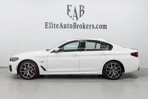 Alpine White 2023 BMW 530e Base